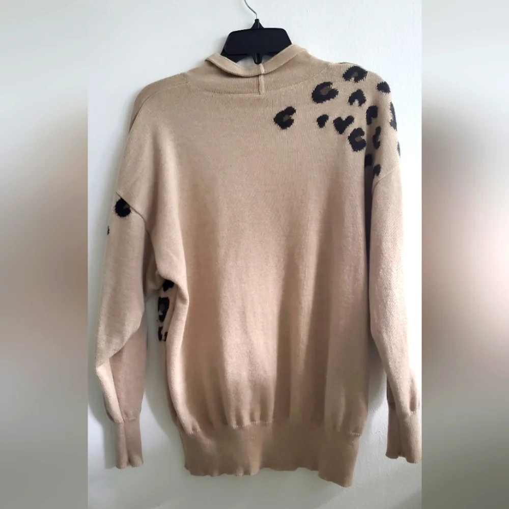 ESCADA - size 38/S- Vintage sweater with Leopard knit graphic - Picture 4 of 11